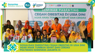 Kajian seminar parenting dan pengumpulan data ; pencegahan obesitas pada anak pra sekolah di tkit darul…